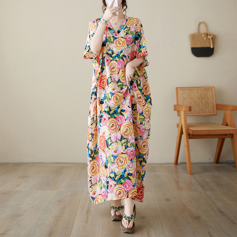 Picture of 2024 New Vintage Printed V-Neck Large Size Dress for Chubby Girls New Fashion All-match Artistic Large-length Dress for Women