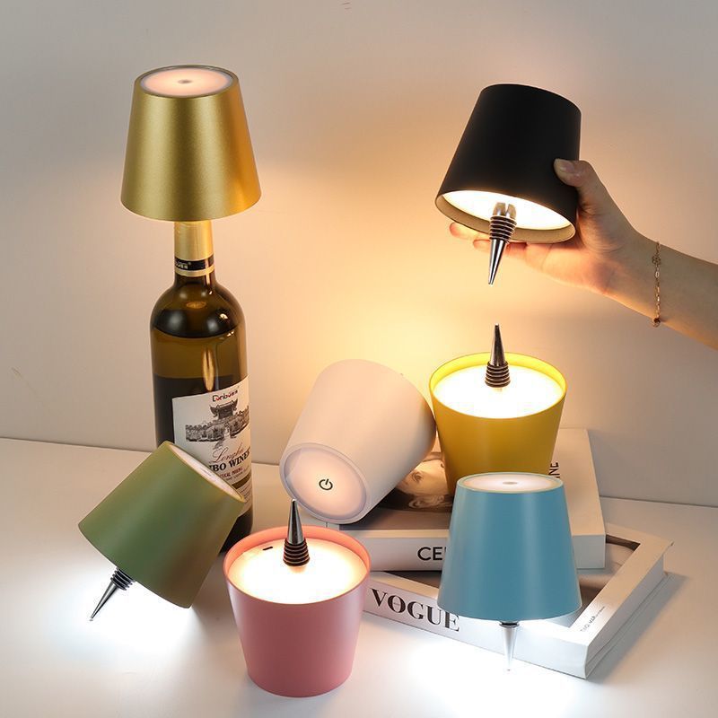 Wine bottle lamp, ambient light, bedroom bedside night light, rechargeable small desk lamp factory, supply chain wholesale factory, cross-border wholesale