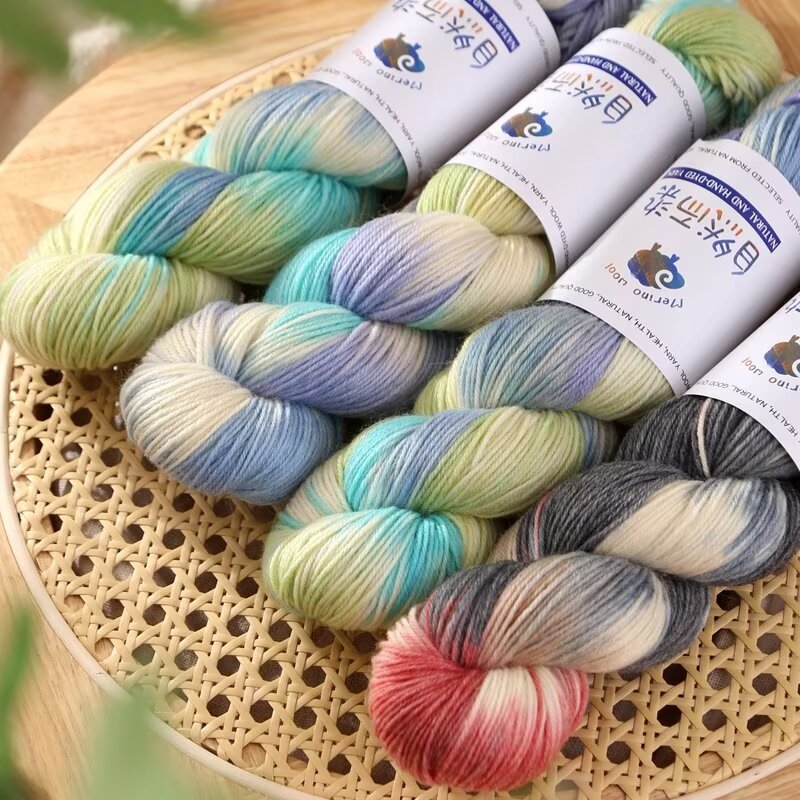 Hand-dyed wool line gradient color hand-woven diy hat scarf shawl sweater line factory wholesale skein