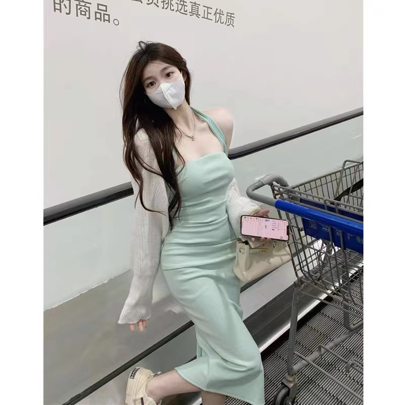 Pure hot girl tube top pleated dress Summer 2024 New sexy halter backless slim sheath dress for women