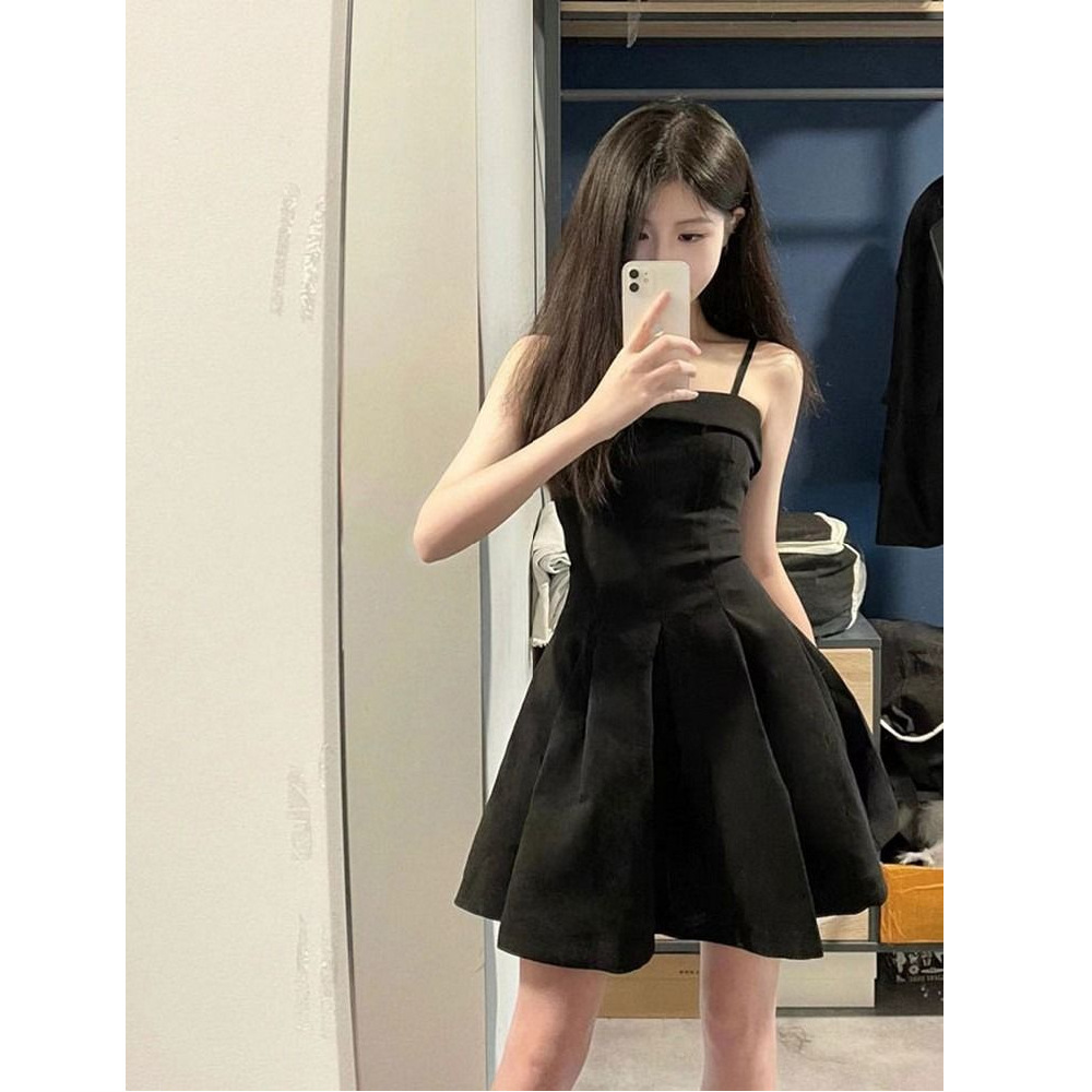 Little Black Skirt Skirt French Hepburn Short Skirt Black Strap dress New High-end Temperament Tight Waist Slimming