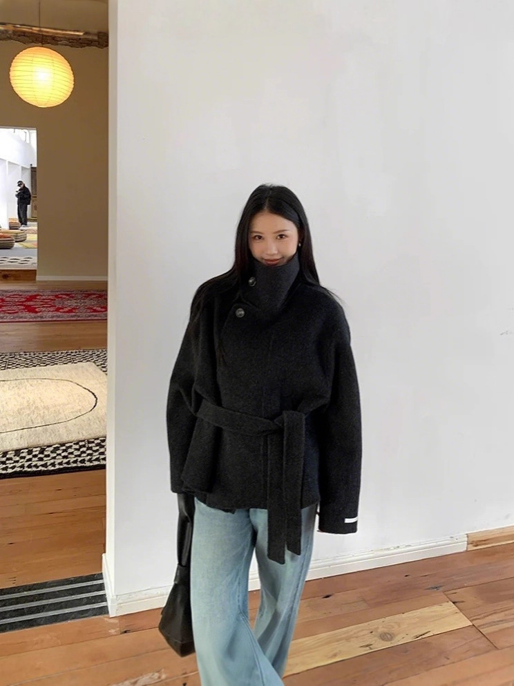 Cross-Border American Style 2025 Autumn and Winter New Solid Color Long-Sleeve Stand Collar Buttoned Woolen Lace-Up Women's Jacket