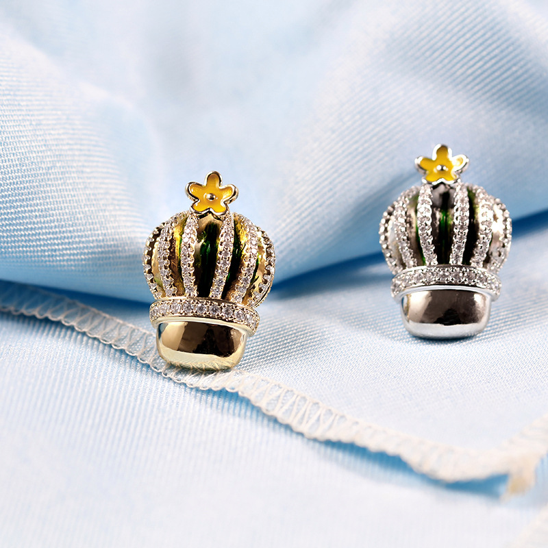 Workmanship thick gold-plated crystal cactus anti-light buckle tide personality collar pin copper zircon brooch X1955