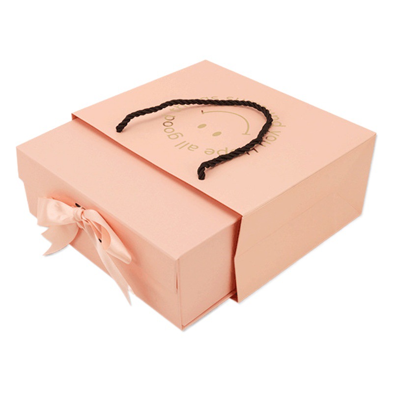 In stock one-piece hand gift box clothes empty box wholesale white cardboard large magnet flip ribbon folding box