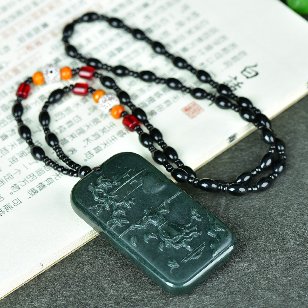 Picture of Xinjiang Hetian Jade Great Sage Guanyin Maitreya Pendant Jade Eight Patron Deity Twelve Zodiac Tiger Pendant Live