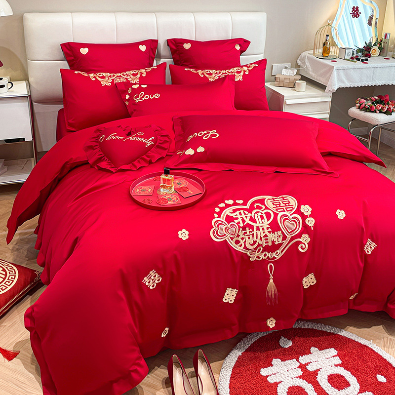 Picture of High-end Chinese Dragon and Phoenix Embroidery Fashion Wedding Four-piece Wedding Big Red Bed Sheet Quilt Cover Accompanying Bedding