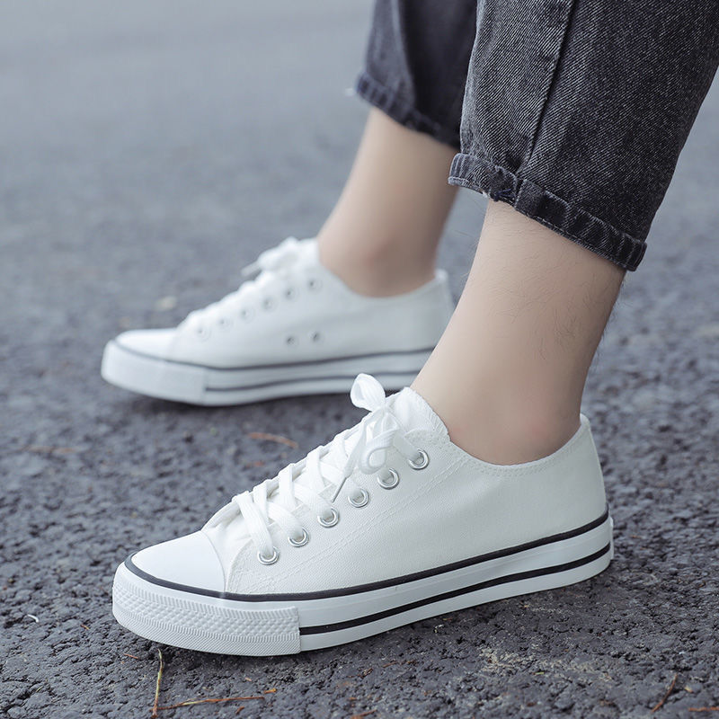 Picture of 2024 Super Popular Ins Classic Korean Style Casual Canvas Shoes for Men Large Size Versatile Low-Top Student Couple White Shoes for Women