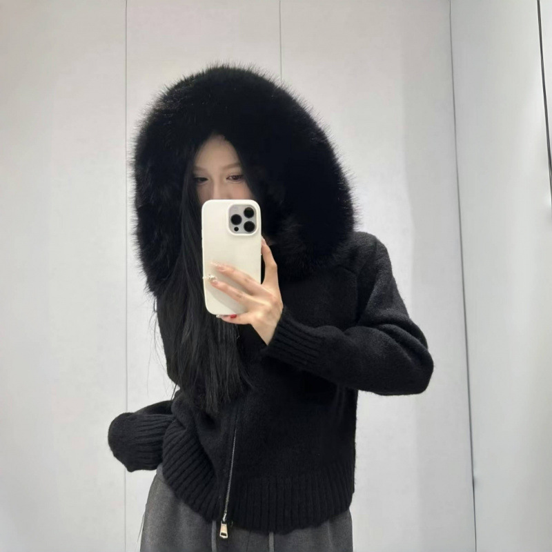 Picture of 25 Autumn/Winter New Fashionable Short Knitted Cardigan with Hood, Stylish and Trendy, Small Size, Faux Fox Fur Collar, Women's Sweater Coat