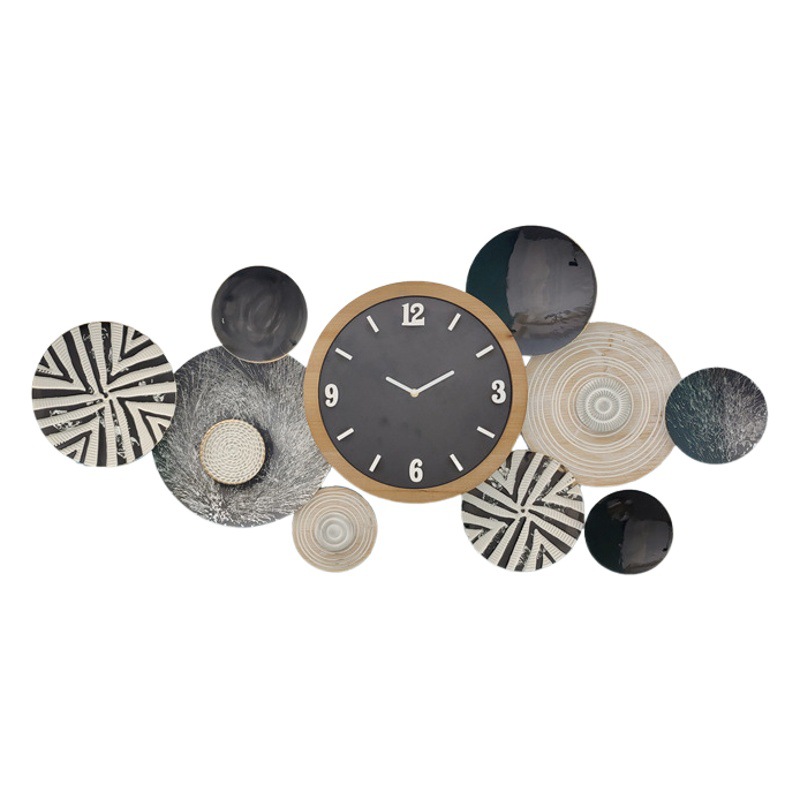 American Retro Light Luxury Iron Creative Wall Clock Living Room Wall Mute Clock Wall Art Clock Decoration