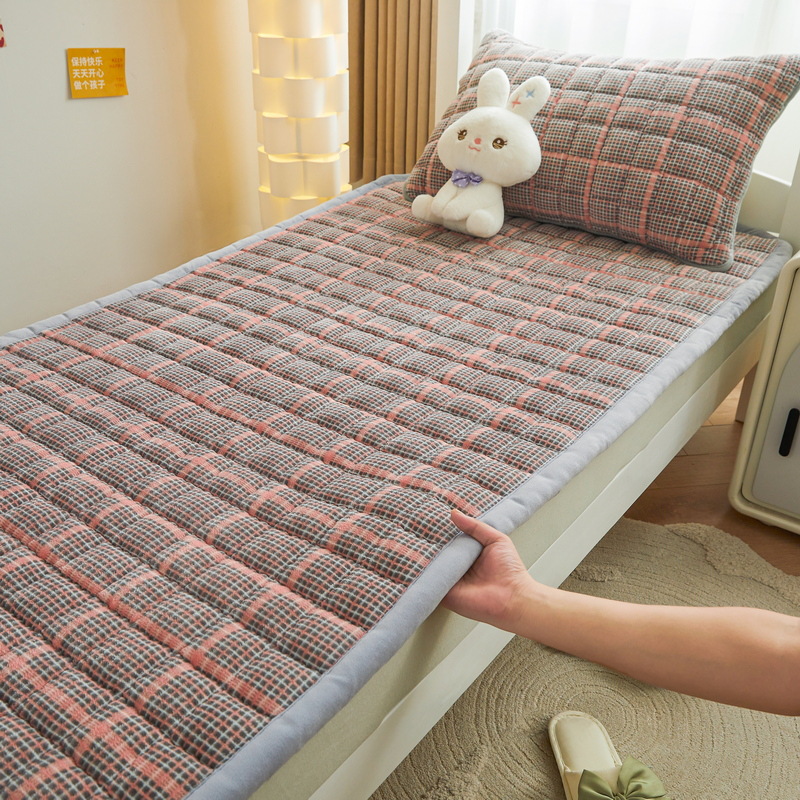Picture of Milk Velvet Mattress Home Foldableing Soft Cushion Student Bedding Three-Piece Set Printed Dormitory Mat Special Single Mattress