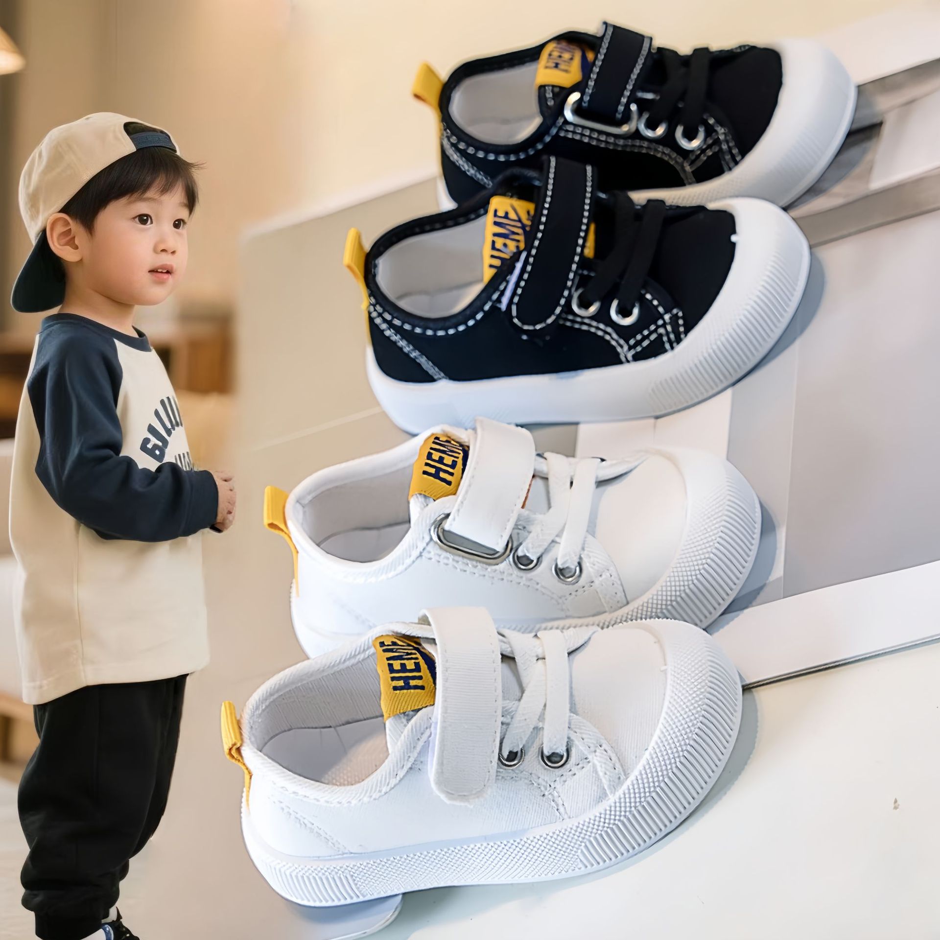 Children's Canvas Shoes, Boys' Korean Style Baby Shoes, Baby Toddler Shoes, Spring and Autum Little Girls' Kindergarten White Shoes