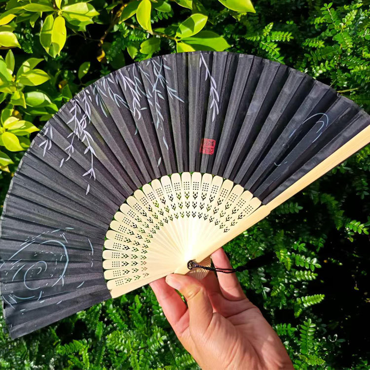 Picture of Folding Fan Bamboo Ancient Fan Student Girl Chinese Style Small Fan Scenic Spot Export Wholesale Retail Gift Decorative Fan