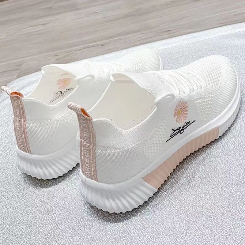 Wholesale foreign trade 2023 summer new women fly woven mesh surface fashion Joker casual sneaker running shoes new