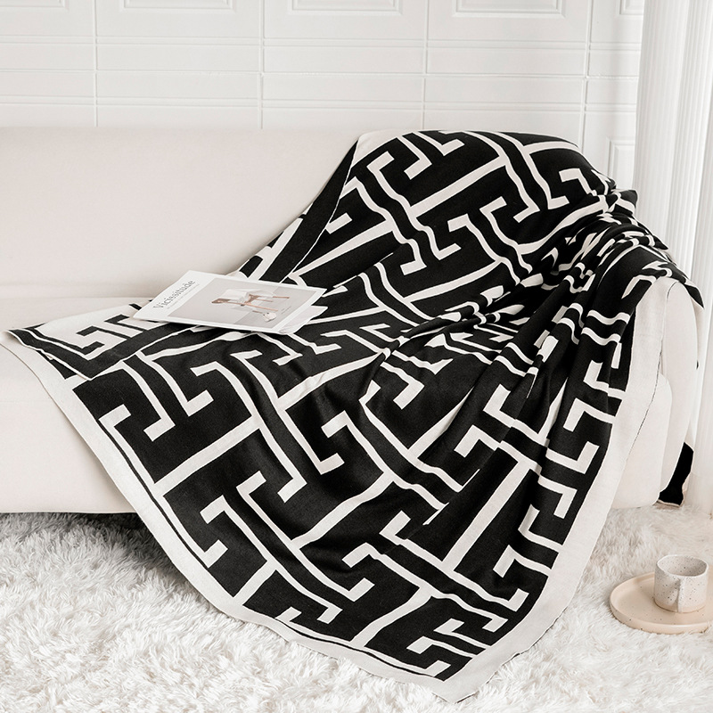 Modern Simple Leisure Blanket Office Lunch Break Blanket Sofa Blanket Maze Blanket Homestay Model Room Bed End Towel
