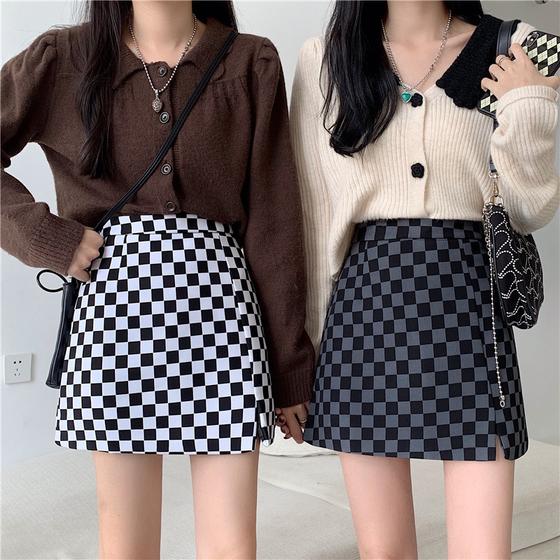 Autumn 2023 New Split Half-length Skirt Elegant High Waist Slimming Design Sense Niche Plaid One-step Hip Skirt