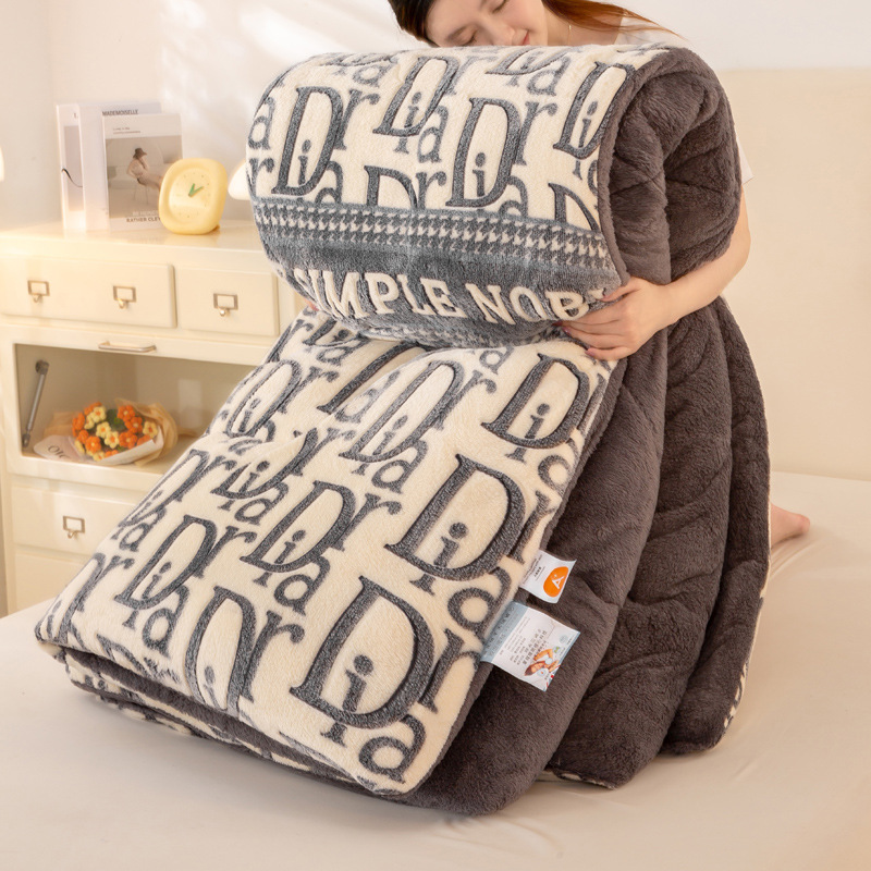 Picture of Lamb Velvet Quilt Winter Quilt Milk Velvet Coral Velvet Spring & Fall Quilt Student Dormitory Single Quilt Quilt Core Does Not Shed Lint