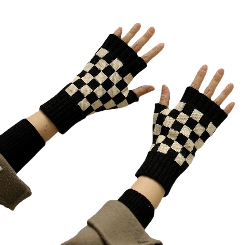 Black and white plaid gloves Korean style fashionable winter typing Dew half finger knitted checkerboard student women's half hand socks trendy