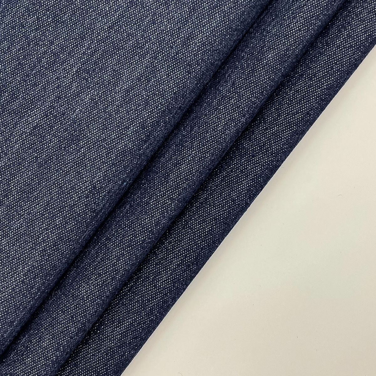 Picture of 65% Cotton 33% Polyester Stretch Washed Denim 8A Spring and Summer Sp Blended Fabric Clothing Fabric in Stock
