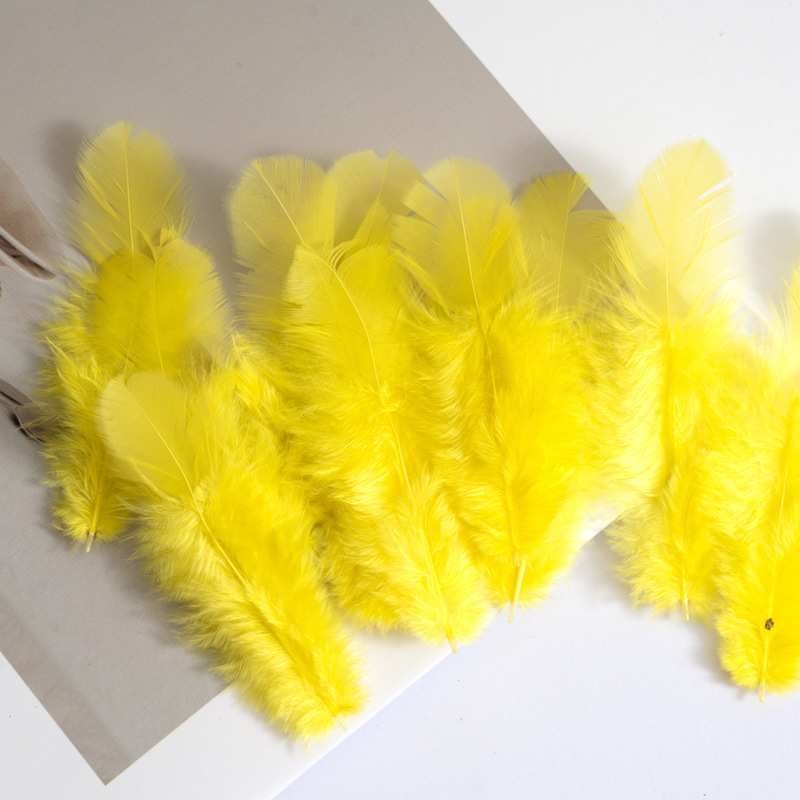 Picture of Colorful Small Feather Turkey Feather DIY Crafts Jewelry Decoration Wave Ball Gift Box DIY Filling Material