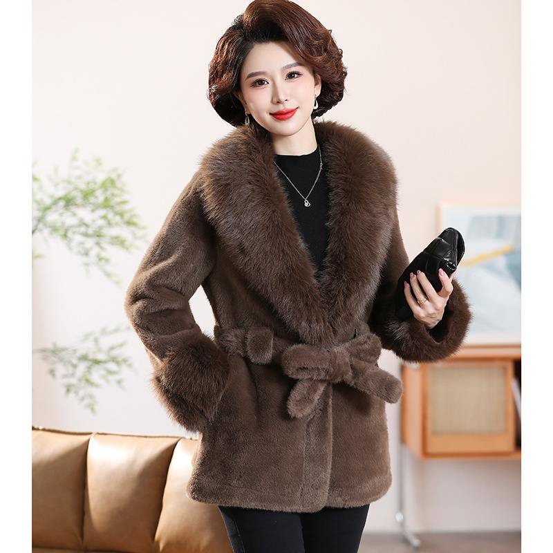 Picture of Mother Dress Female Mink 2024 New Fur Middle-aged Women's Thickened Fashionable Elegant Belt Fur Warm Coat