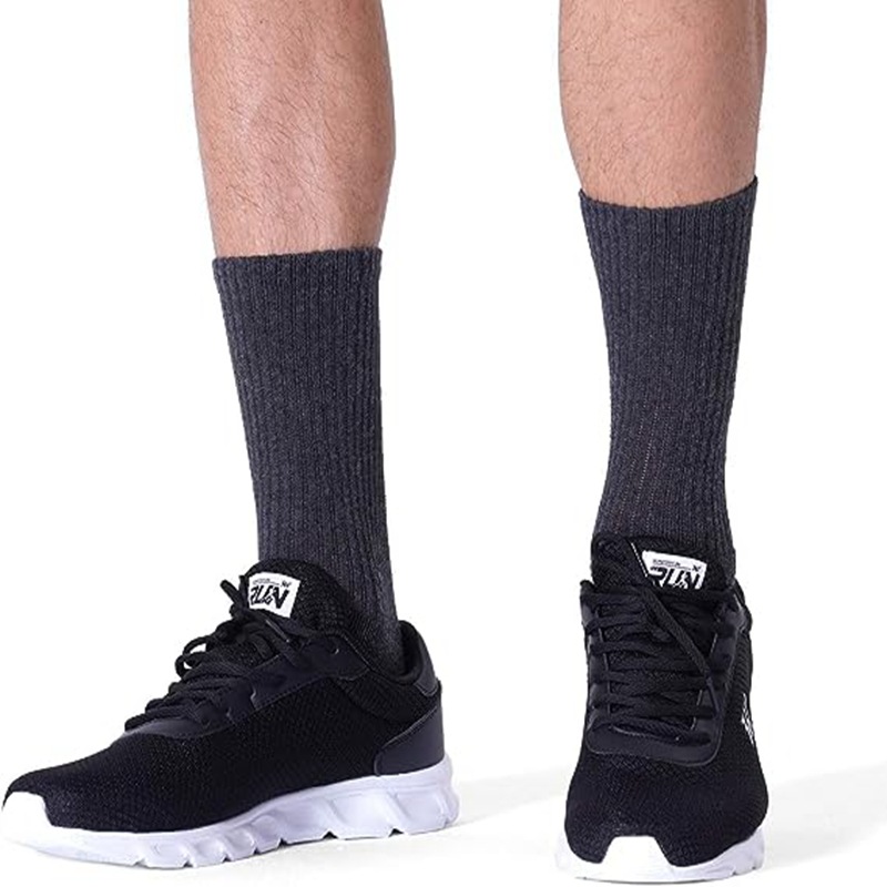 Picture of Zhuji Socks Large Size Elastic Mid-Tube Cotton Socks White Basketball Sports Socks Autumn and Winter Men's Long Socks Wholesale