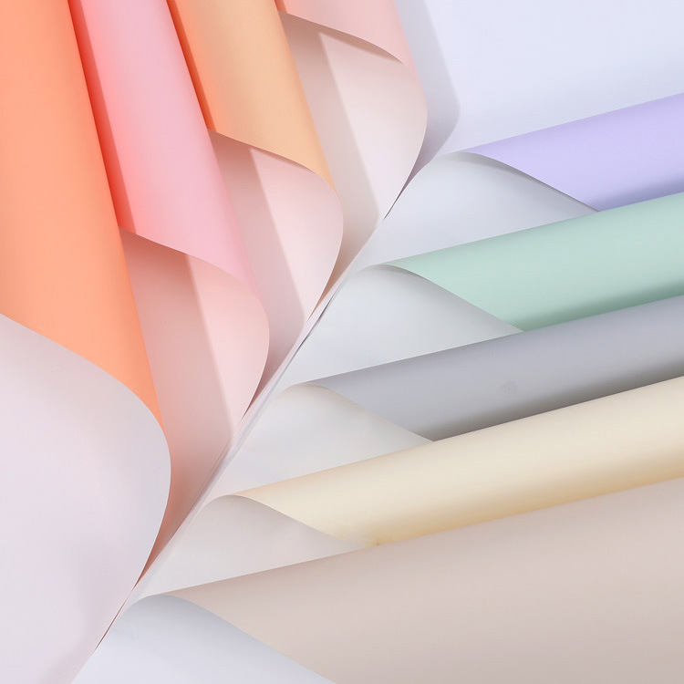 Bouquet flower wrapping paper two-color waterproof Ouya paper bag flower paper gift diy flower shop bouquet packaging material batch