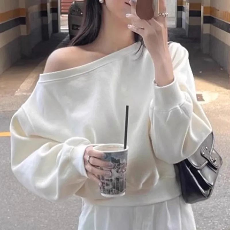 Picture of Thin Pure Color Bottoming Shirt, Elegant One-Line Collar, Off-Shoulder Loose Casual Top, Feminine Short Long-Sleeved Sweatshirt for Women