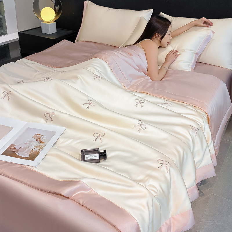 Picture of Summer Ins Washable Ice Silk Summer Quilt Four-piece Set Machine Washable Air-conditioning Quilt Summer Cool Quilt Single Double Thin Quilt Core