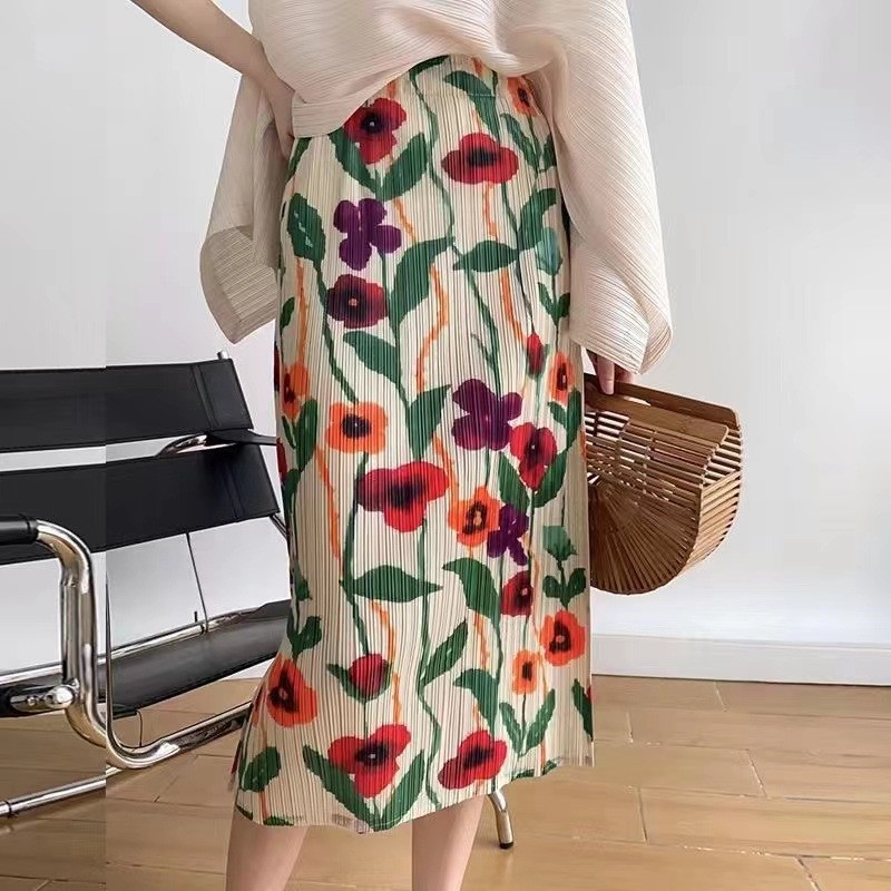 Picture of Niche design pleated skirt spring and summer thin elastic waist printed slimming age-reducing hip slit pleated skirt