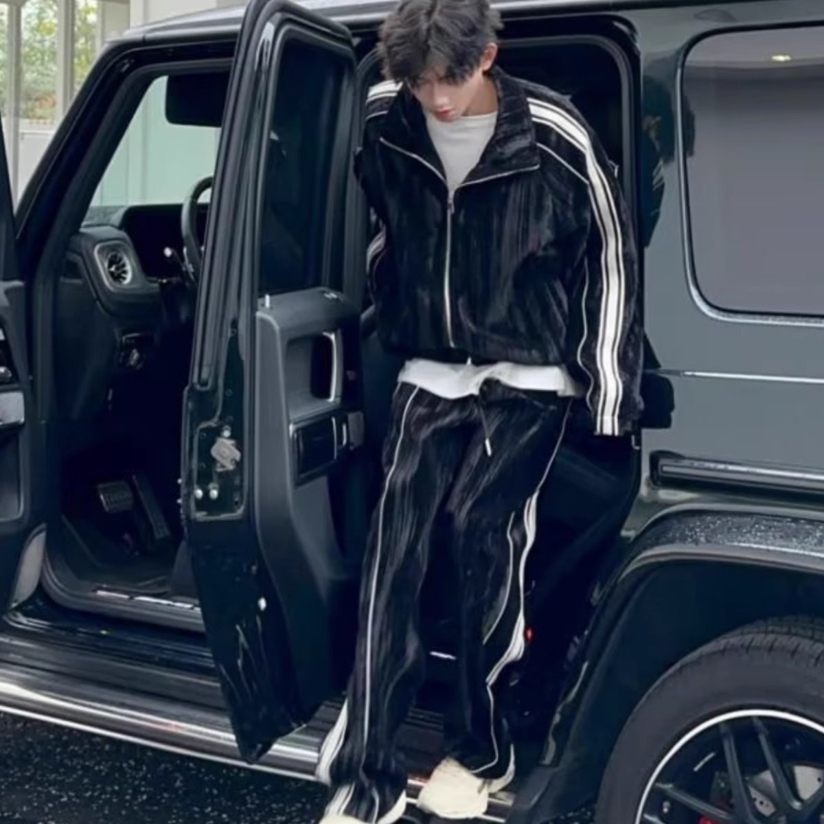 Sports suit Men's Retro American Heavy Autumn and Winter Sweater Cardigan Jacket Striped Sweater Trousers Fashion Brand Set