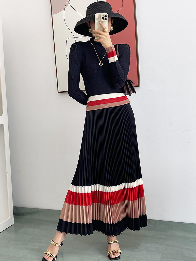 Long Skirt Set Women's Long-sleeved T-shirt Base Shirt Women's Elegant Commuter Pleated Skirt High-end Two-piece Set