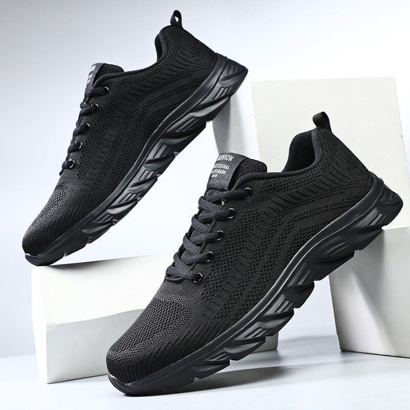 2023 shoes new sports leisure summer men's breathable hollow comfortable mesh fly woven running shoes travel men's shoes