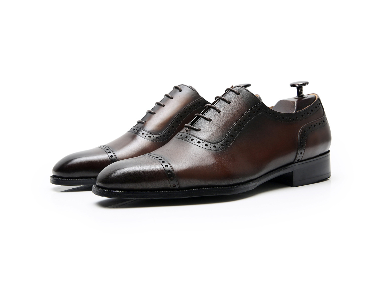 Picture of British Genuine Leather Men's Shoes Cowhide Carved Leather Shoes Men's Summer Business Casual Dress Shoes