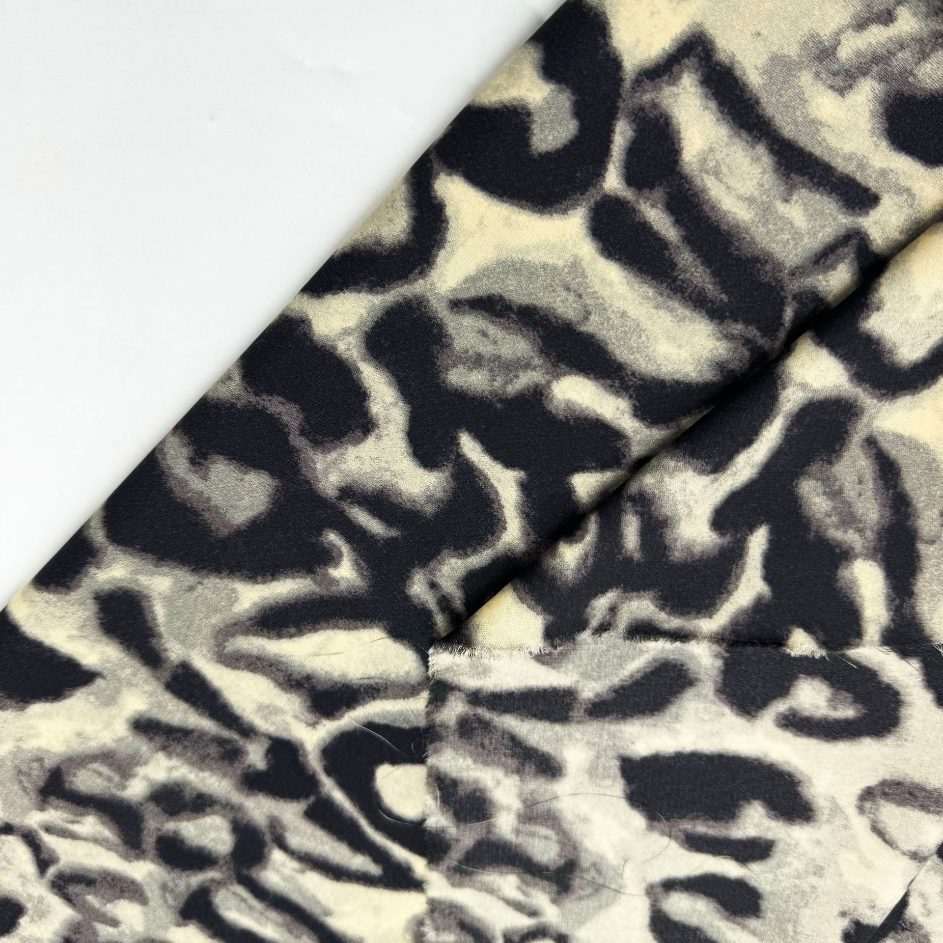 Picture of in stock 110g broken card plain satin leopard print fabric spring and summer women's shirt dress casual suit fabric