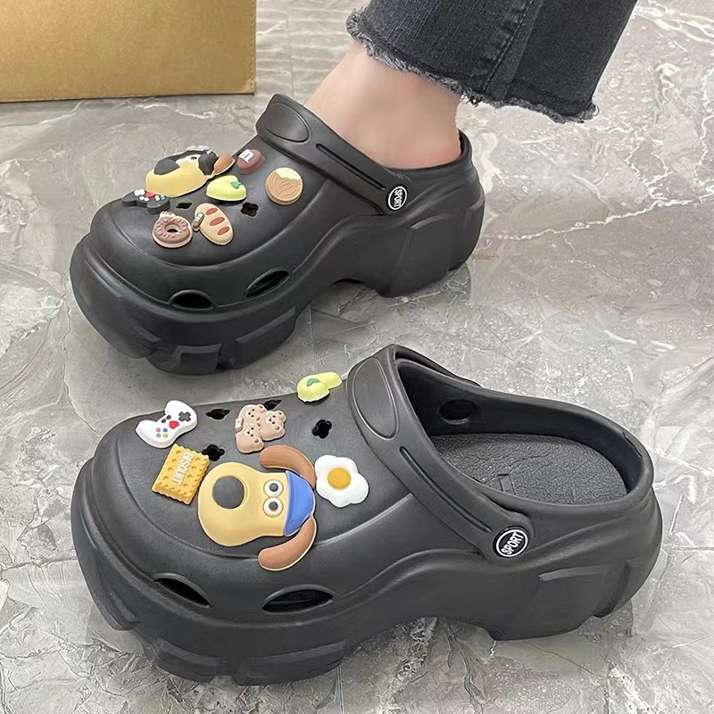 Picture of Baotou EVA hole shoes in 2025 new fashion and versatility student comfortable and casual two-wear non-slip slippers for women's summer