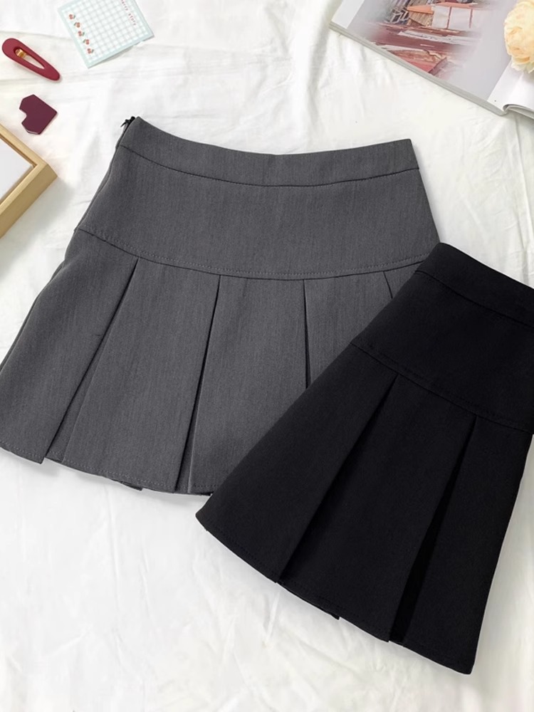 Picture of Grey Pleated Skirt Women's 2024 Spring New High Waist Skirt Design Sense Slimming All-match Anti-glare A- line Skirt