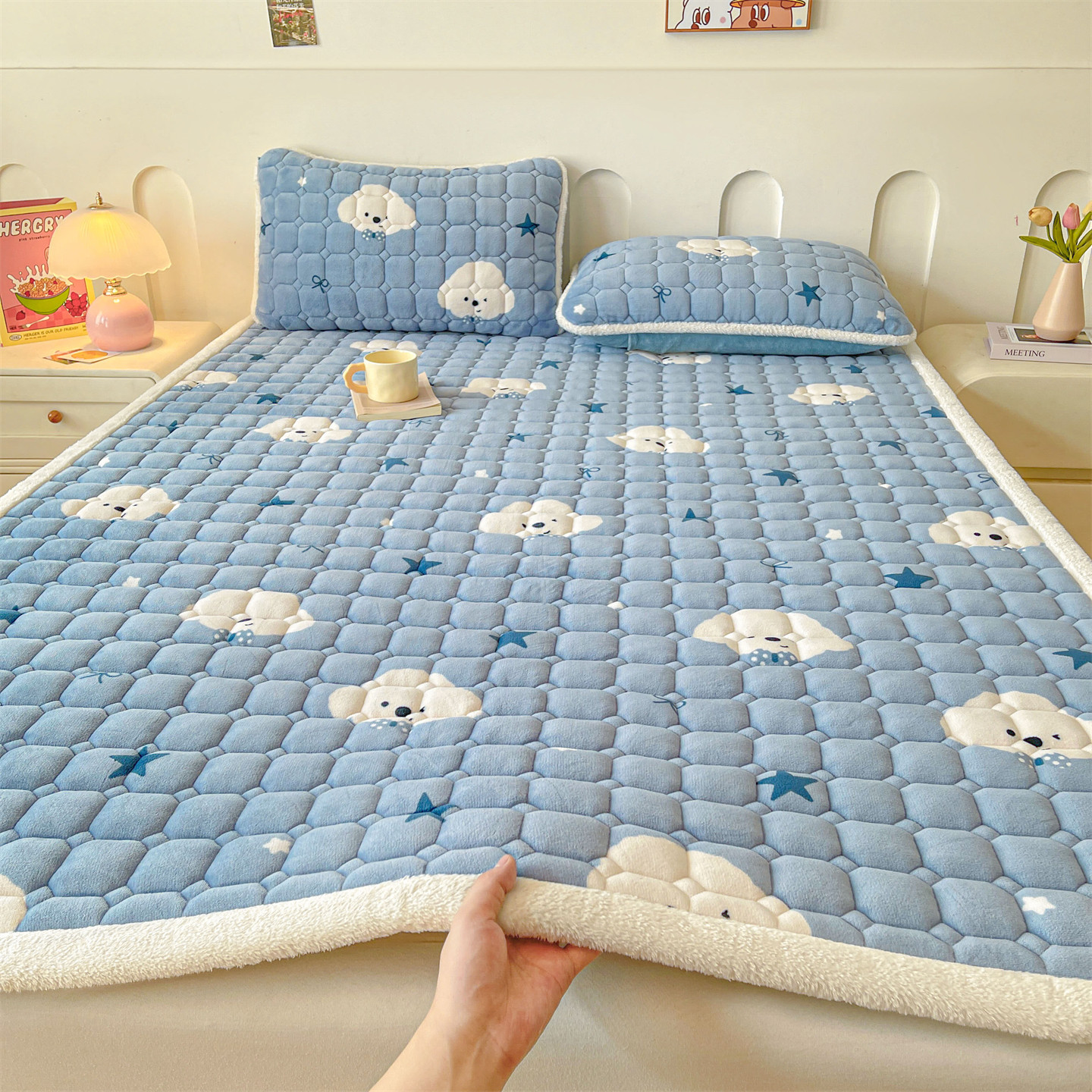 Picture of Class A maternal and child milk velvet mattress autumn and winter foldable washed anti-static home student dormitory bed cushion