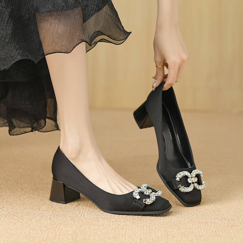 501 [in stock] new fashion thick heel diamond buckle ladies Joker temperament satin commuter women's shoes