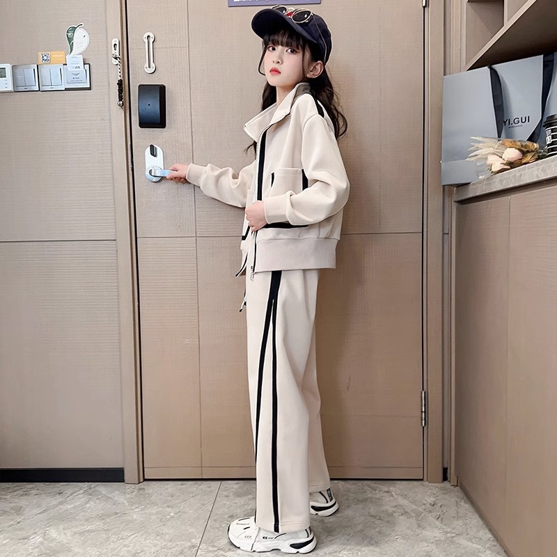 Picture of Girls' 2024 New Autumn and Winter Sports suit Girls' Straight Pants Slim-fit fleece-lined Thickened Two-piece Set