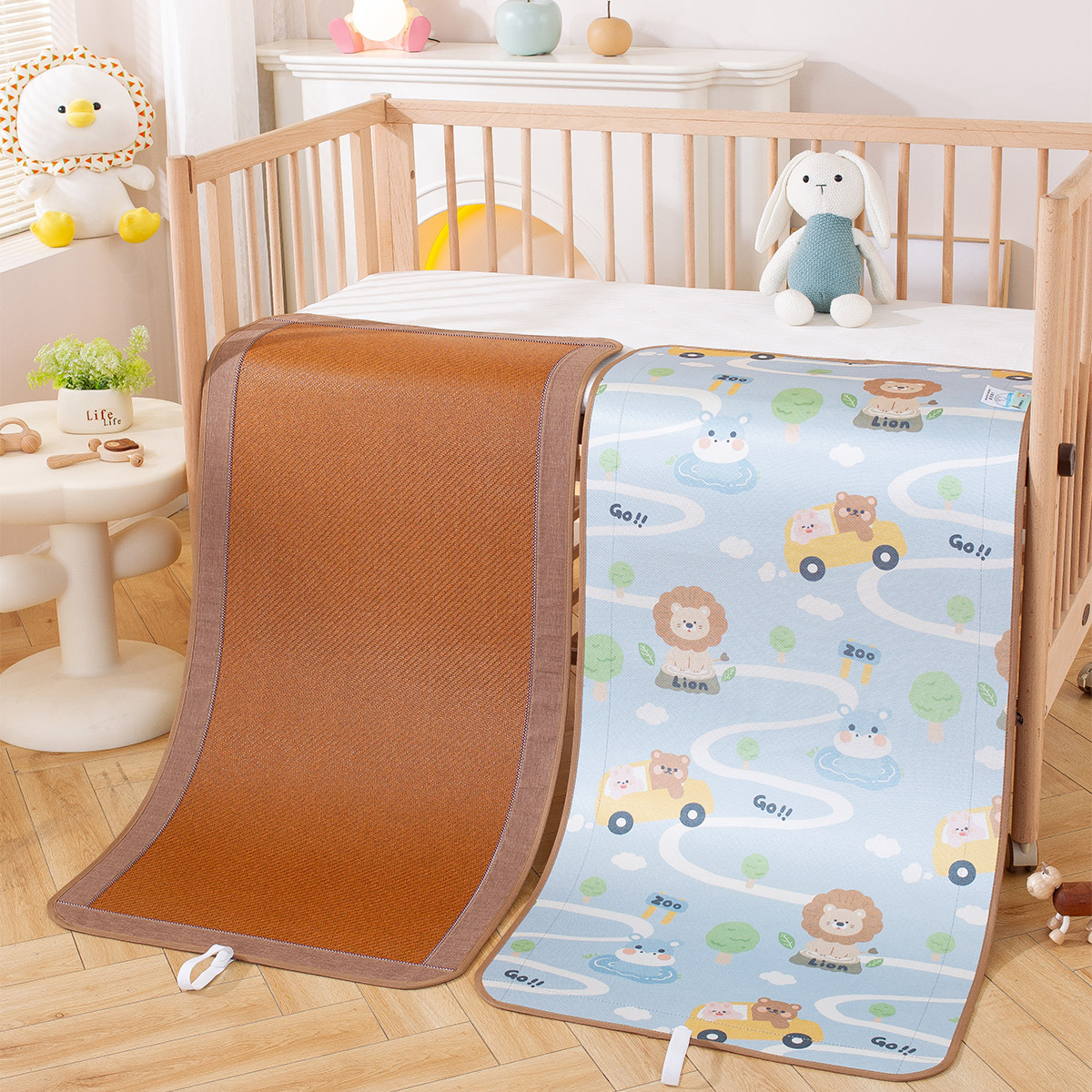 Picture of Summer breathable newborn baby bed children's kindergarten nap mat ice silk double-sided crib mat wholesale