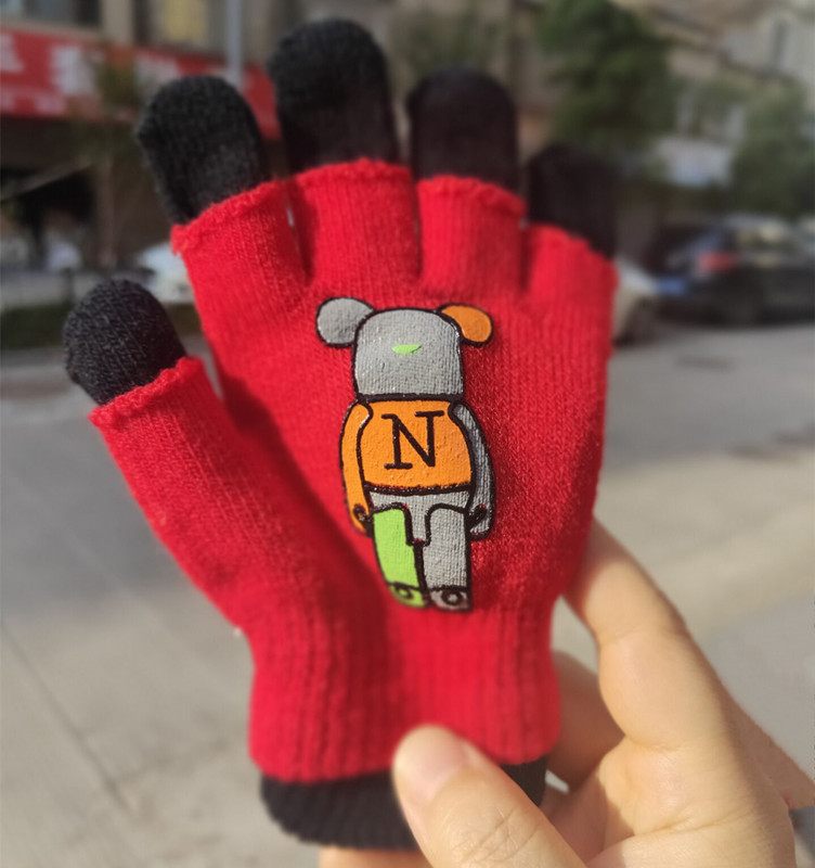Picture of Children's gloves for boys and girls double-layer three-use autumn and winter warm Student five-finger children knitted astronaut gloves wholesale