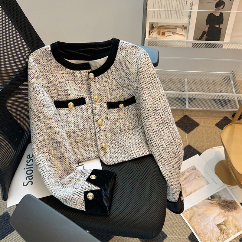 French Style Socialite Chanel Style Coat Women's New 2024 Autumn and Winter Round Neck Style Short Top Grey