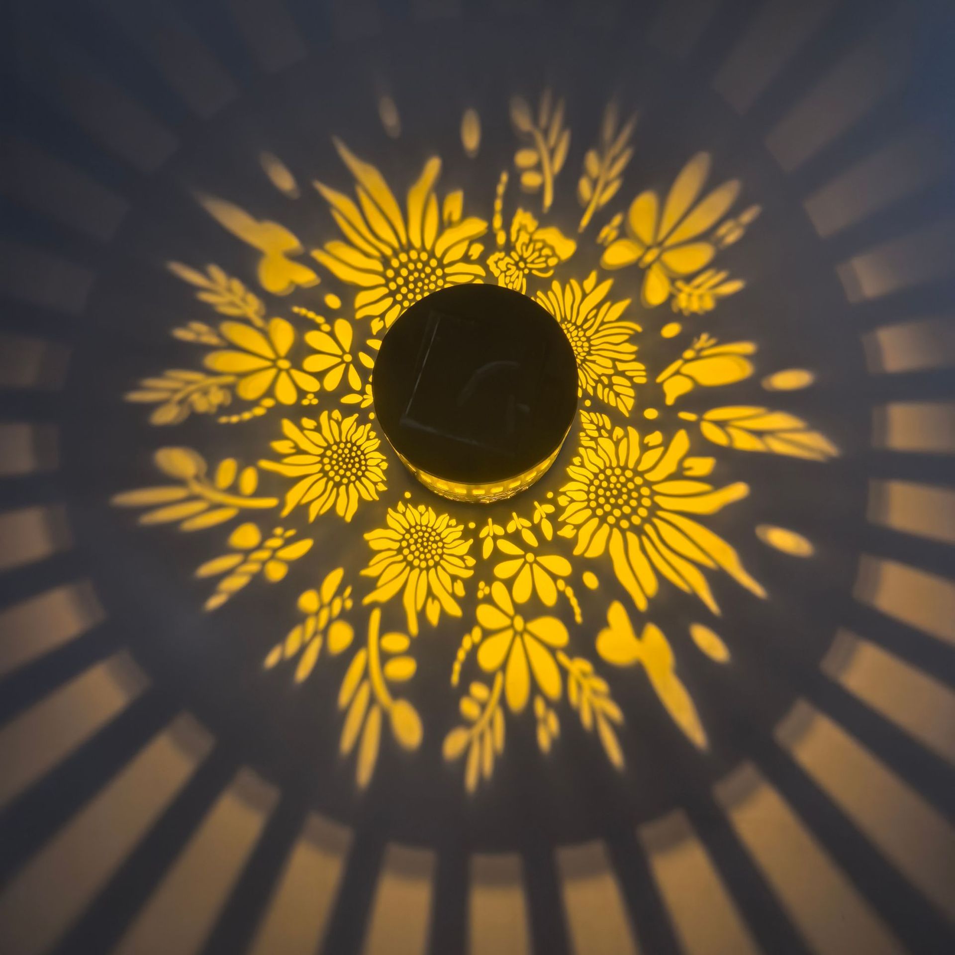 Picture of Cross-Border Amazon Solar Mandala Sunflower Sunflower Wall Lamp Garden Decoration Landscape Wall Lamp