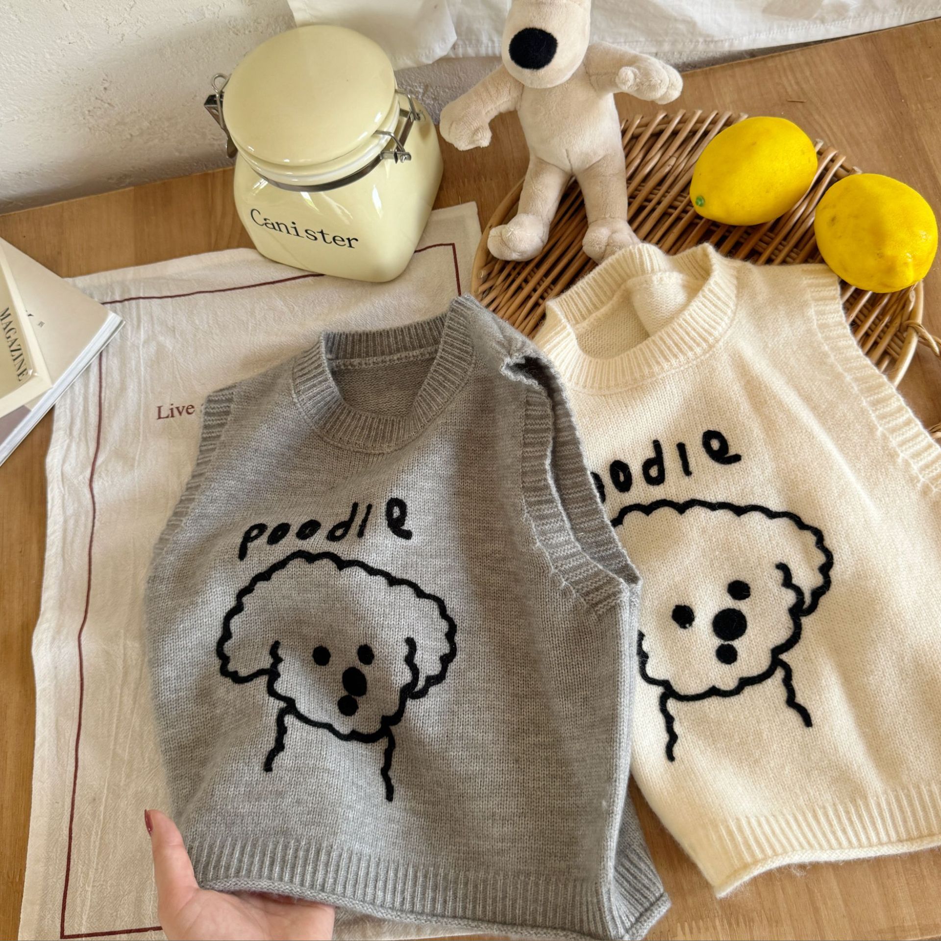 Picture of 2024 new baby boys and girls two-color pullover sweater vest children's vest