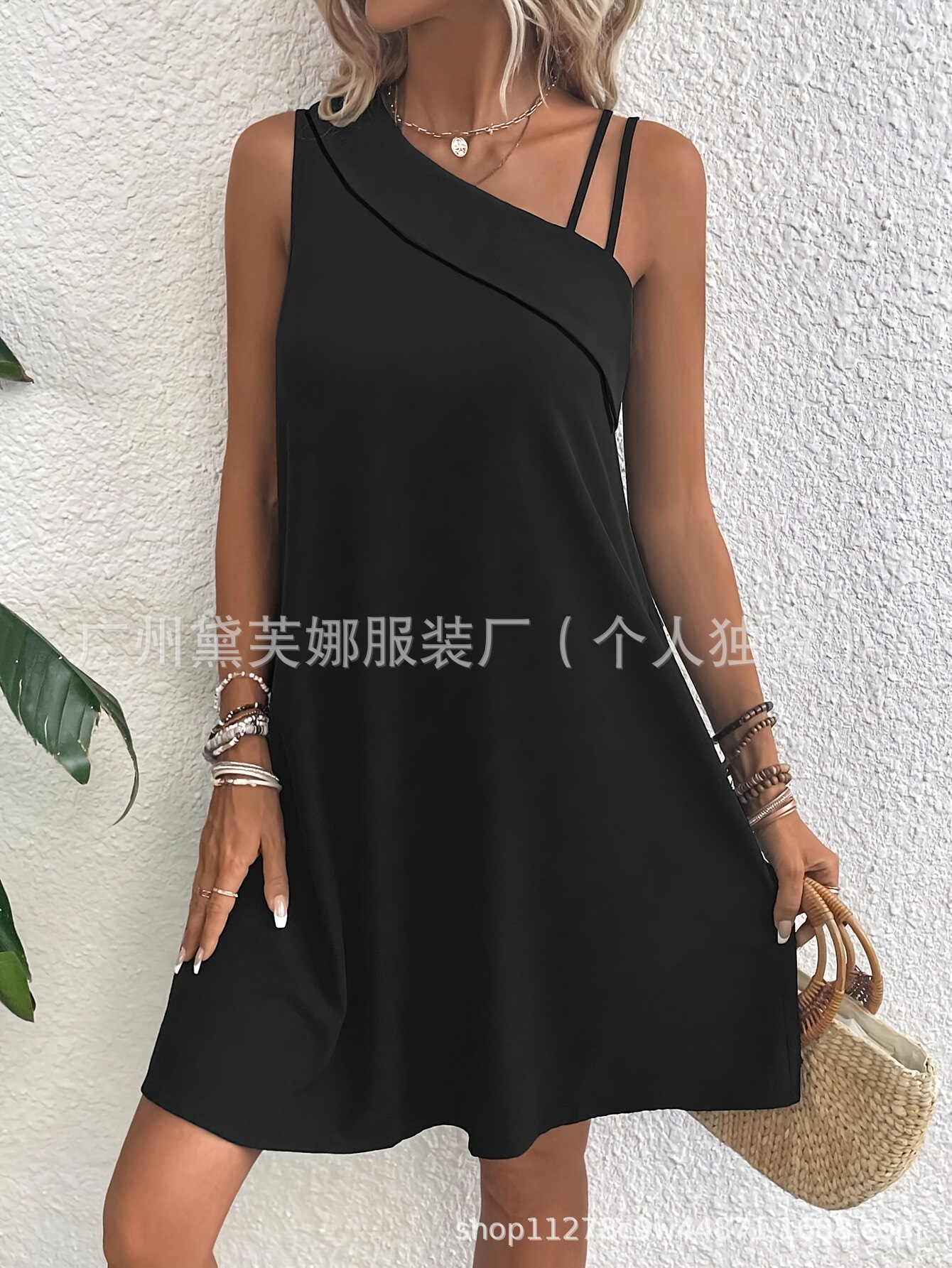 Picture of 2024 Cross-border New Asymmetric Shoulder Sleeveless dress