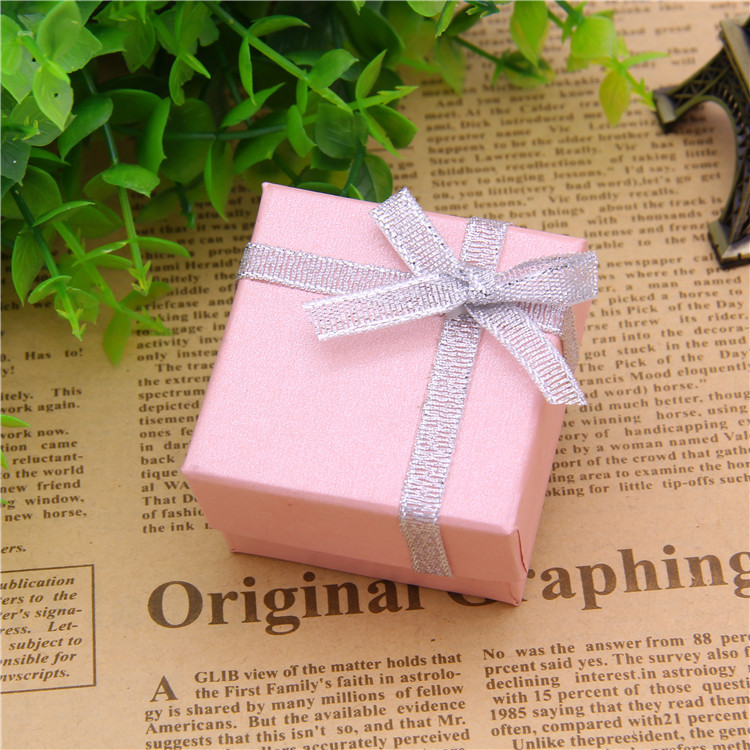 Picture of Spot Wholesale Pearlescent Lani Pattern Ring Box Heaven and Earth Cover Jewelry Carton Earrings Jewelry Packaging Box Manufacturer