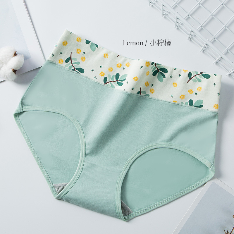 Picture of Japanese Style Women's Pure Cotton Printed Large Size 7A Seamless Antibacterial Tummy Control Cute Girl Triangle Student Panties