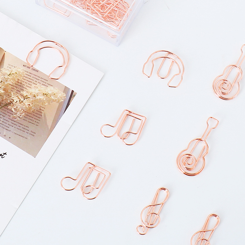 Creative cute imitation gold note headphones violin shaped paper clip office storage metal paper clip direct sales