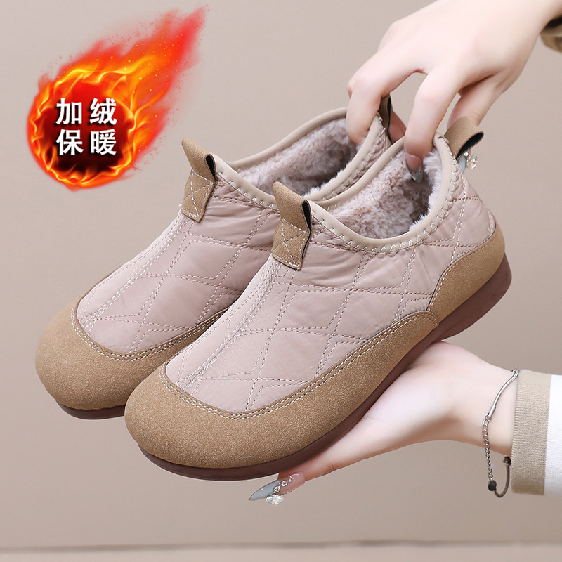 Picture of New Old Beijing Winter Women's Soft Sole Peas Cotton Shoes Slip-on fleece-lined Warm Shoes Casual Comfortable Lazy Cotton Shoes