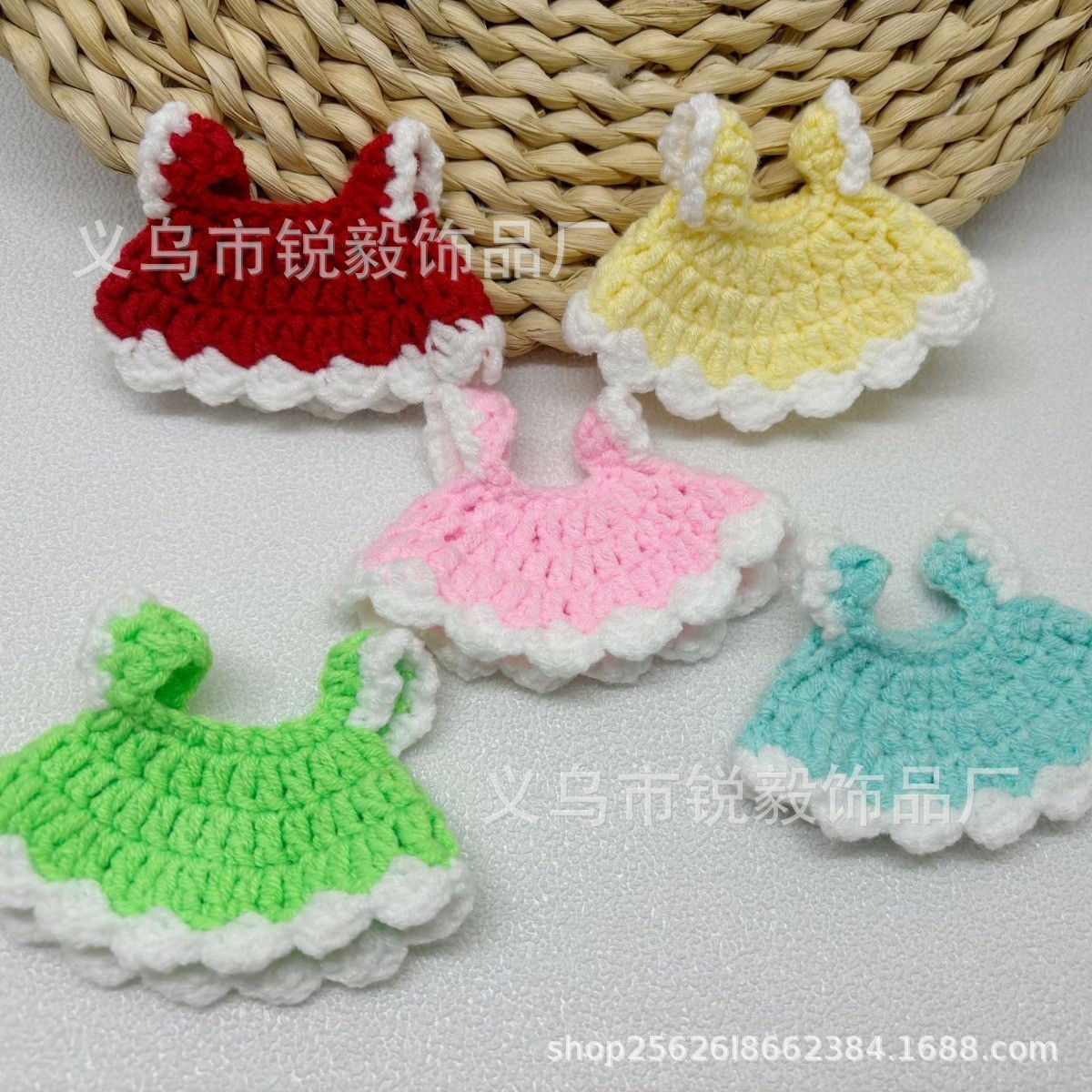Handdog New Knitted Sweater Skirt Doll Clothes Accessories Plush Toy Pendant Handdog Skirt
